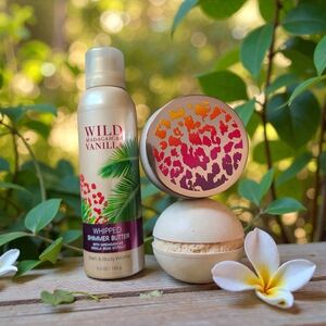 BATH & BODY WORKS Wild Madagascar Vanilla Soufflé & Whipped Shimmer Butter